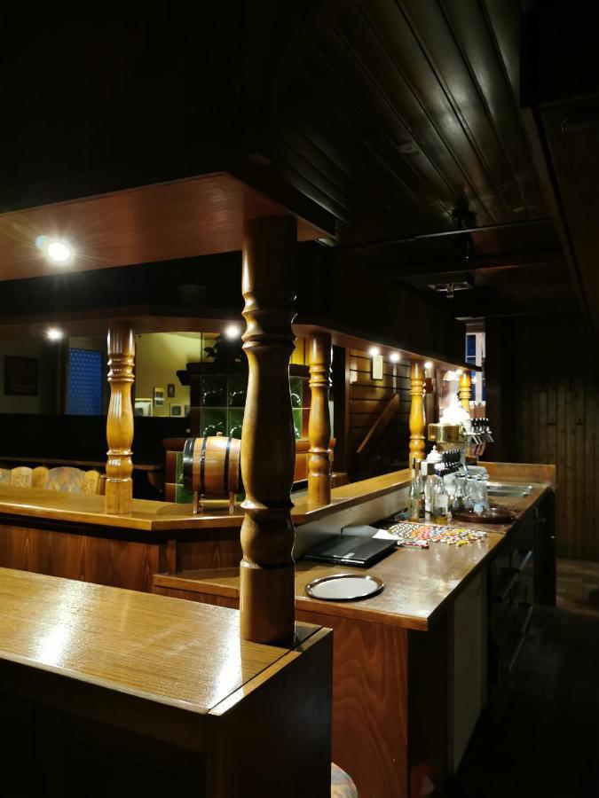 Hotel Deutsches Haus Бад-Брюккенау Экстерьер фото